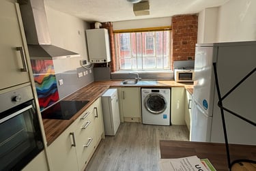 4 bed flat, Gamble street, Arboretum, Nottingham, NG74GU - Image 1