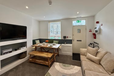 6 bed house, Clarendon Street, Arboretum, Nottingham, NG15HQ - Image 3
