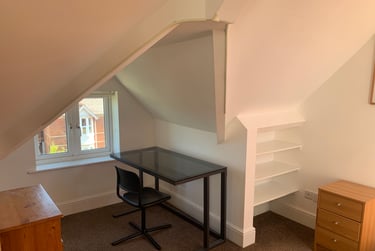 7 bed house, Wrentham Estate, Mount Pleasant, Exeter, EX46ND - Image 11