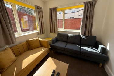 7 bed house, Wrentham Estate, Mount Pleasant, Exeter, EX46ND - Image 5