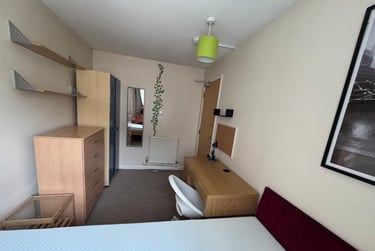5 bed house, Ancress close, Near university, Canterbury, CT27DH - Image 9