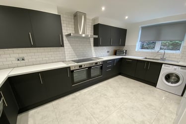 7 bed house, Aston Court, Dunkirk, Nottingham, NG72RP - Image 1