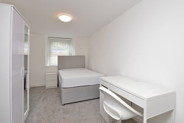 2 bed flat, Pennsylvania Road, Pennsylvania, Exeter, EX46DQ - Image 3