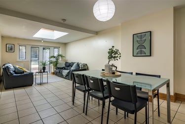 6 bed house, Charnock ave, Wollaton park, Nottingham, NG81AG - Image 2