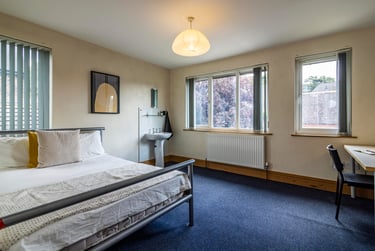 6 bed house, Harlaxton drive, Lenton, Nottingham, NG71JD - Image 11