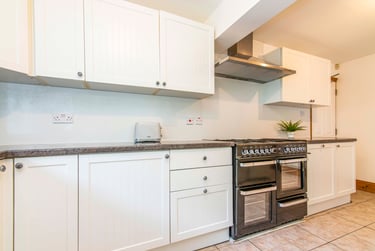 6 bed house, Orston drive (south end ), Wollaton park, Nottingham, NG81AJ - Image 4