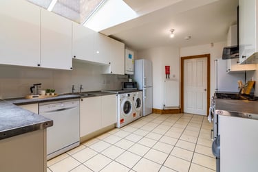 7 bed house, Cottesmore rd, Lenton, Nottingham, NG71QE - Image 3