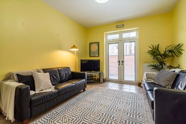 6 bed house, Arthur street, Arboretum, Nottingham, NG74DW - Image 2