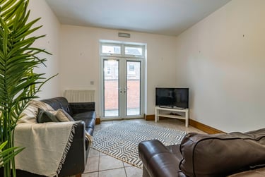 6 bed house, Arthur street, Arboretum, Nottingham, NG74DW - Image 1