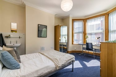7 bed house, Seely rd, Lenton, Nottingham, NG71NU - Image 3