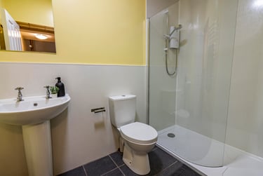 8 bed house, Harlaxton Drive, Lenton, Nottingham, NG71JA - Image 10