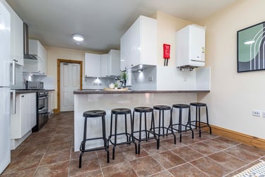 7 bed house, Dunlop ave, Lenton, Nottingham, NG72BW - Image 2