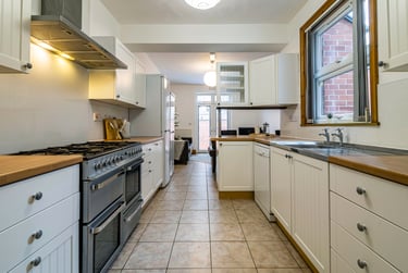 6 bed house, Arthur street, Arboretum, Nottingham, NG74DW - Image 2