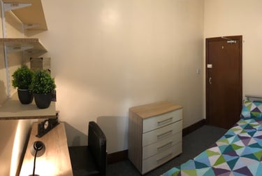 1 bed house, Richmond Grove, Ardwick, Manchester, M130DP - Image 11