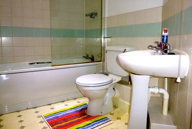 2 bed flat, Upper College Street, City centre, Nottingham, NG15BJ - Image 11