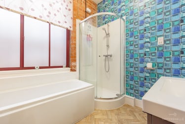 2 bed flat, Raleigh Street, Radford, Nottingham, NG74DN - Image 9