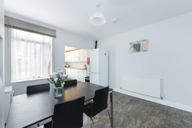 3 bed house, Humber Road, Beeston, Nottingham, NG92EX - Image 3