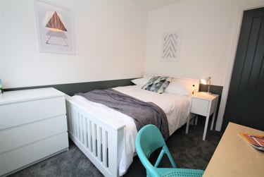 2 bed flat, Serina Court, Lenton Abbey, Nottingham, NG92GR - Image 10
