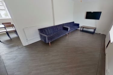 2 bed house, Rivergreen, Clifton, Nottingham, NG118AW - Image 2