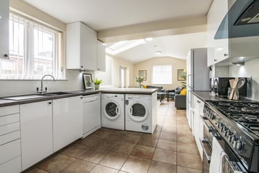 7 bed house, Willoughby Avenue, Lenton, Nottingham, NG72EP - Image 2