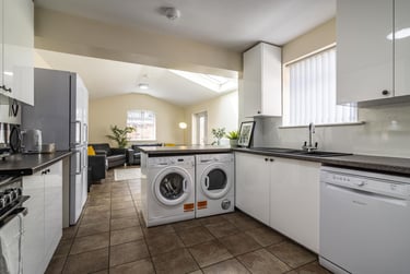 7 bed house, Willoughby Avenue, Lenton, Nottingham, NG72EP - Image 2