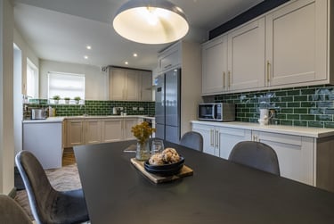 6 bed house, Derby Grove, Radford, Nottingham, NG71PE - Image 2