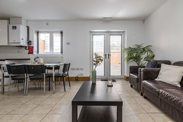 7 bed house, Welby Avenue, Lenton, Nottingham, NG71QL - Image 2