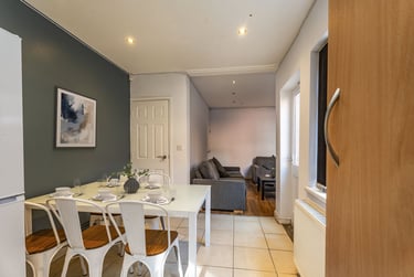 6 bed house, Teversal Avenue, Radford, Nottingham, NG71PX - Image 2