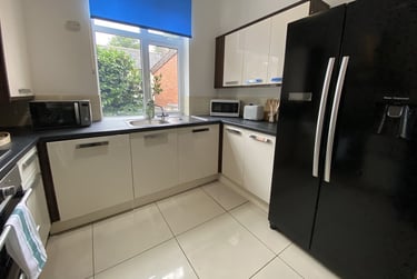5 bed house, Harrington Drive, Lenton, Nottingham, NG71JH - Image 2