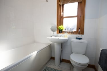 5 bed house, Toston Drive, Lenton, Nottingham, NG81EH - Image 7