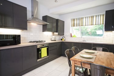 6 bed house, Rolleston Drive, Lenton, Nottingham, NG71JZ - Image 4