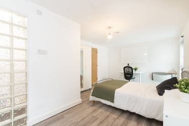 3 bed house, Beck Street, Hockley, Nottingham, NG11DG - Image 2
