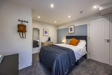6 bed house, Rolleston Drive, Lenton, Nottingham, NG71LA - Image 1