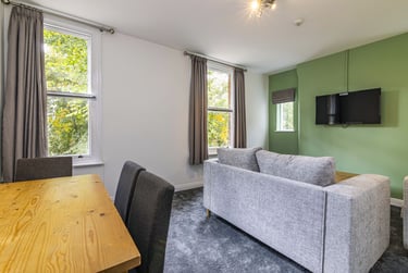 4 bed house, Douglas Road, Radford, Nottingham, NG71NW - Image 1