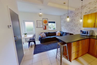 6 bed house, Gamble Street, Radford, Nottingham, NG74EY - Image 3