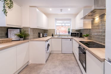 6 bed house, Teversal Avenue, Radford, Nottingham, NG71PX - Image 3