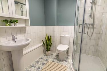 6 bed house, Russell Street, Radford, Nottingham, NG74FL - Image 10