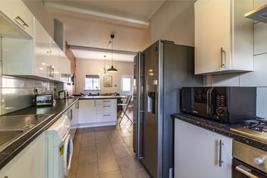 6 bed house, Russell Street, Radford, Nottingham, NG74FL - Image 14
