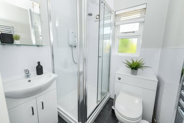 5 bed house, Toston Drive, Lenton, Nottingham, NG81DA - Image 4