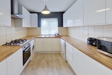 6 bed house, Toston Drive, Lenton, Nottingham, NG81DA - Image 2