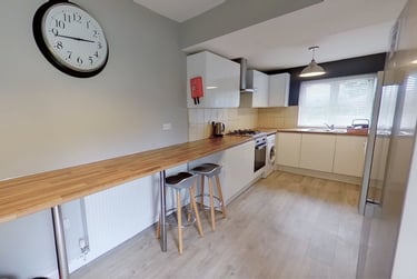 6 bed house, Toston Drive, Lenton, Nottingham, NG81DA - Image 1