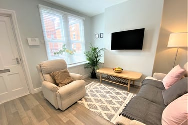 2 bed house, Wilford Crescent East, The Meadows, Nottingham, NG22EF - Image 9