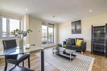 1 bed flat, Derby Road, Arboretum, Nottingham, NG15AD - Image 1