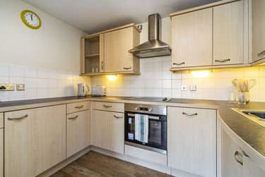 1 bed flat, Derby Road, Arboretum, Nottingham, NG15AD - Image 3