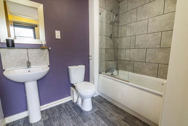 2 bed flat, Derby Road, Radford, Nottingham, NG71LU - Image 9