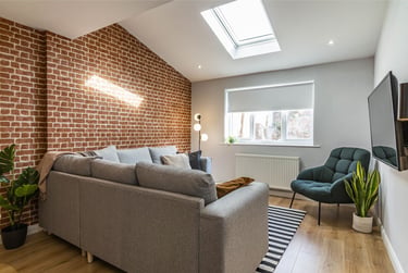 6 bed house, Rolleston Drive, Lenton, Nottingham, NG71JU - Image 1