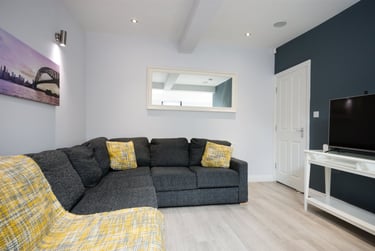 6 bed house, Elmsthorpe Avenue, Lenton, Nottingham, NG72BU - Image 2