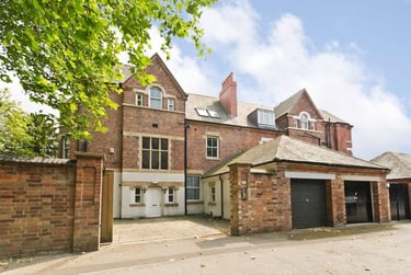 4 bed house, 3 Clumber Crescent South, Lenton, Nottingham, NG71EH - Image 5