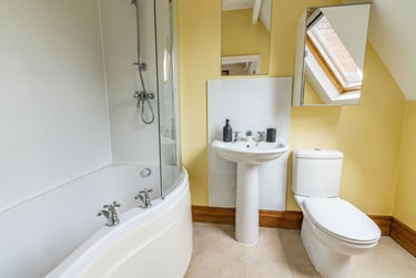4 bed house, 3 Clumber Crescent South, Lenton, Nottingham, NG71EH - Image 11