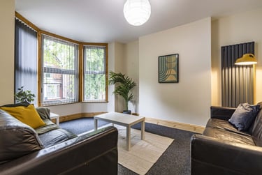 6 bed house, Douglas Road, Radford, Nottingham, NG71NW - Image 1